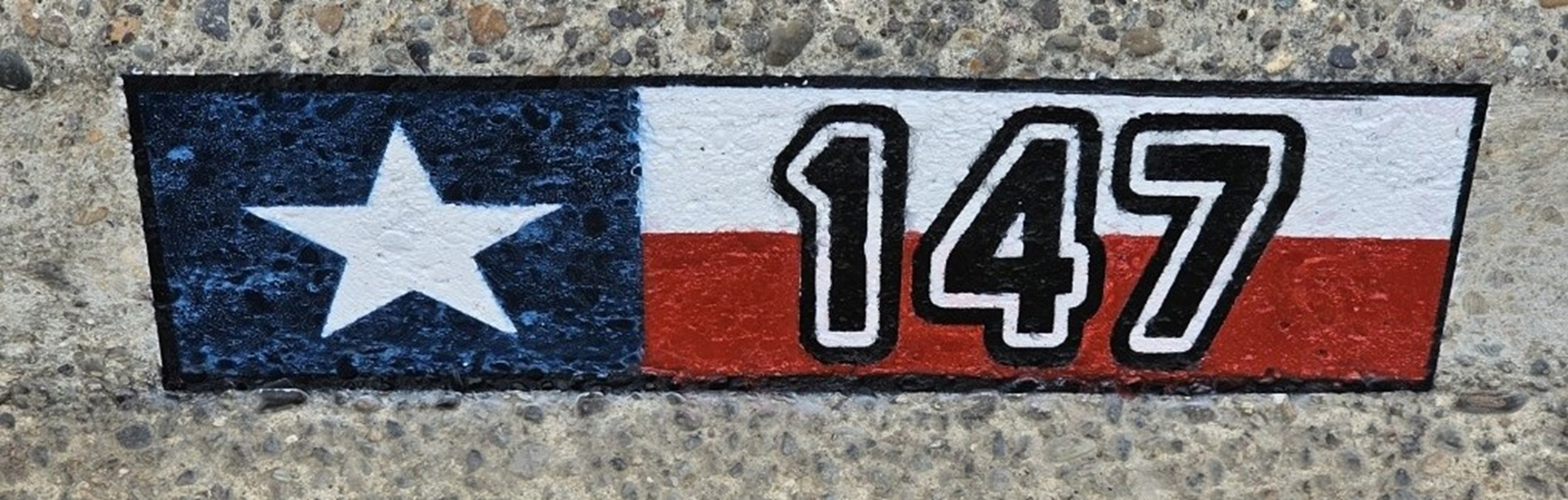 Decorative house number curb design